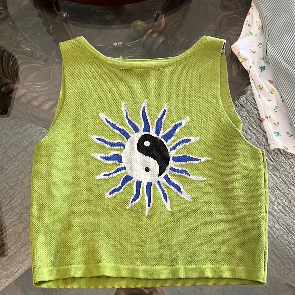 Yin Yang Crop